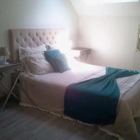 Le Clau Des Cerisiers Chambres Hotes *