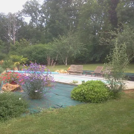 Bed and Breakfast Le Clau Des Cerisiers Chambres Hotes