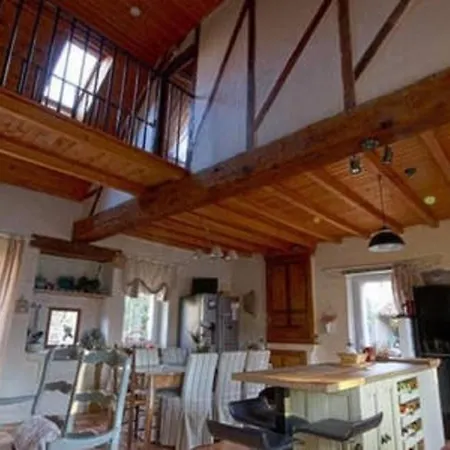 Bed and Breakfast Le Clau Des Cerisiers Chambres Hotes *