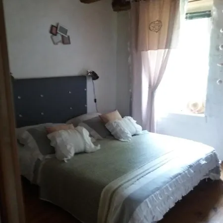 Bed and Breakfast Le Clau Des Cerisiers Chambres Hotes *